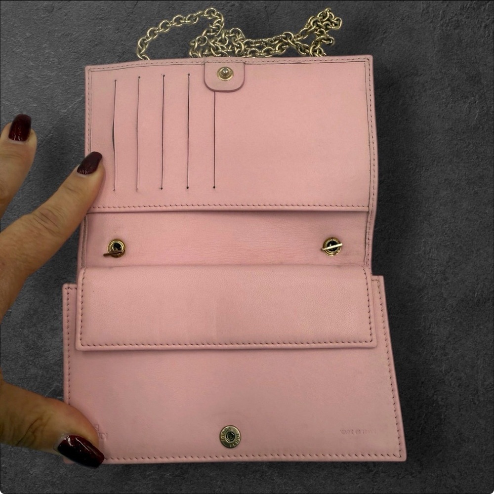Authentic Fendi Light Pink Embossed Wallet with Gold Chain - Picture 8 of 8